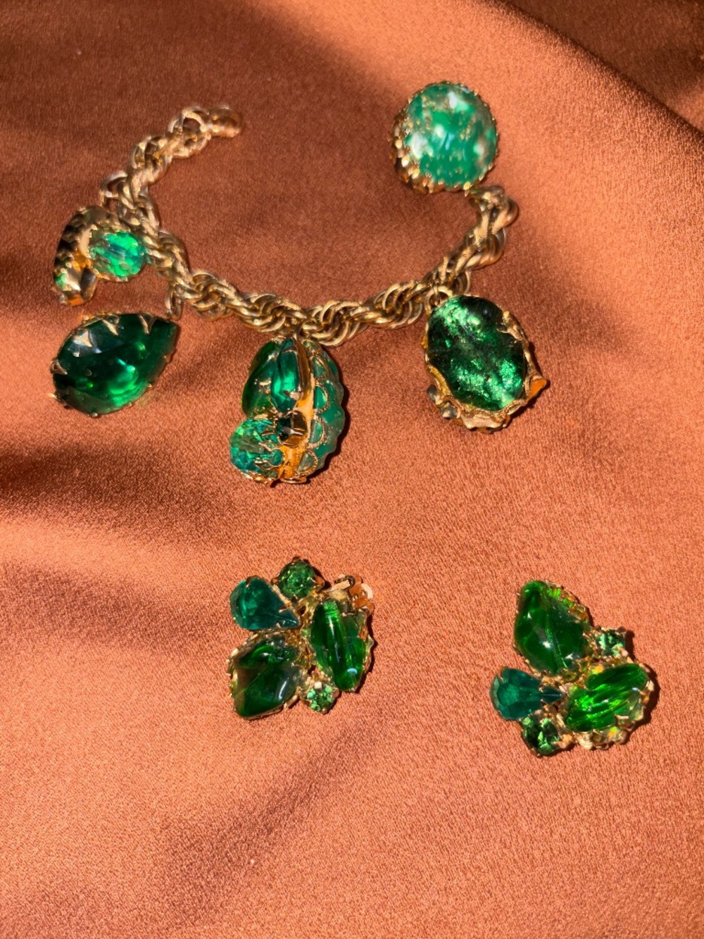 Gorgeous Vintage Flawed Emerald Green Glass Charm Bracelet and Earrings